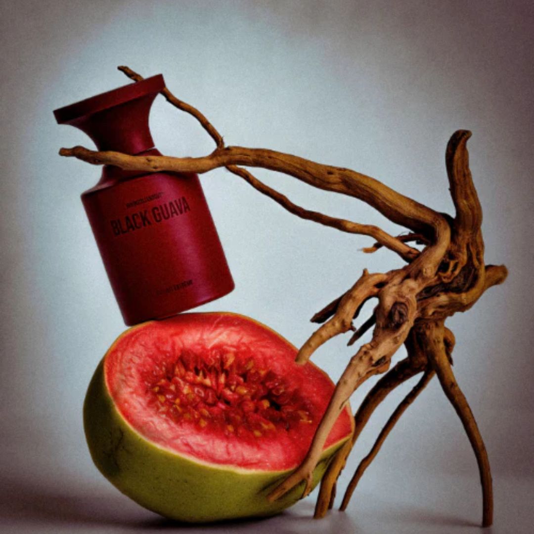 مستخلص عطر الجوافة السوداء